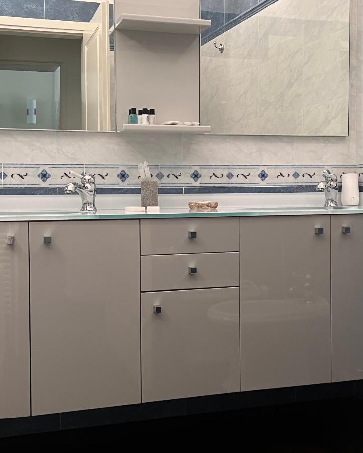 בולוניה Piazza Maggiore Luxury Apartment מראה חיצוני תמונה